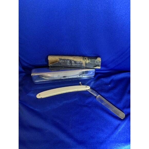 Antique Pair Wade & Butcher Sheffield Straight Razor with Case - Picture 1 of 9